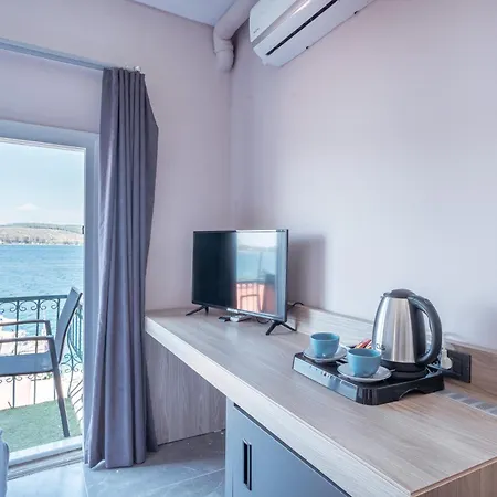Akyali Boutique Hotel فندق